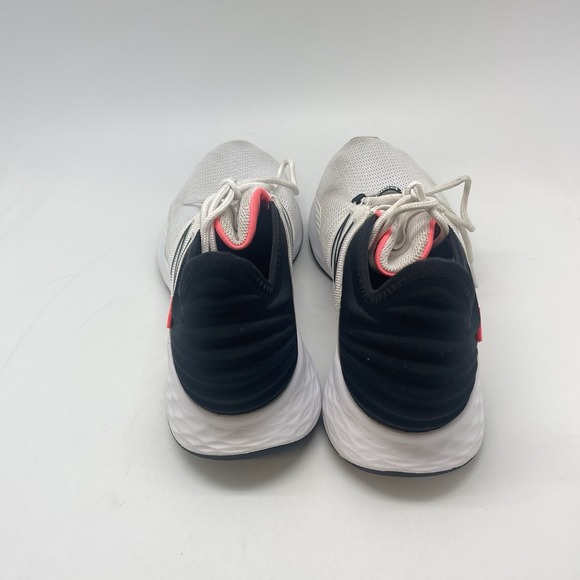 New Balance Sneakers Womens‎ 9.5 D Fresh Foam Roav WROAVLW White Running Shoes - Picture 4 of 10